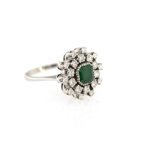 Anello fiore smeraldo - immagine 2
