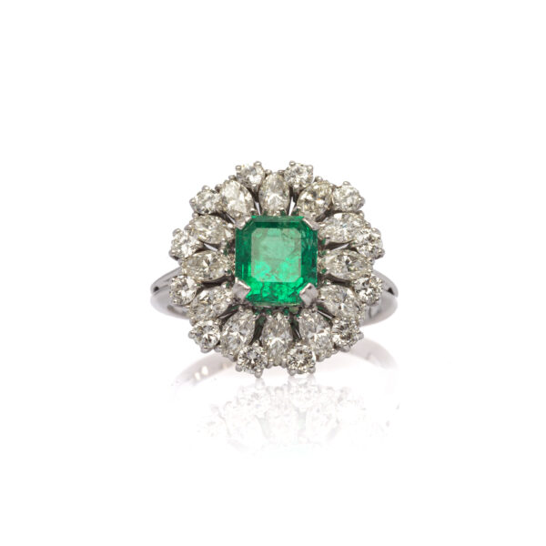 Anello fiore smeraldo