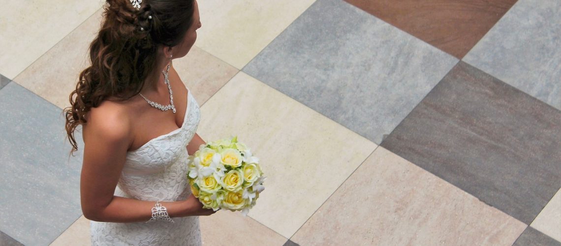 bride-985089_1280